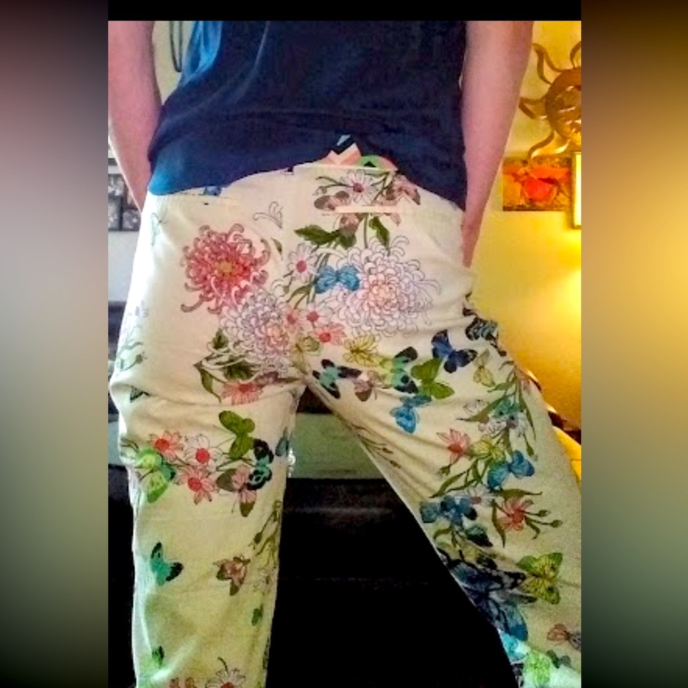 Multi Color size4 Tibi cropped pants.